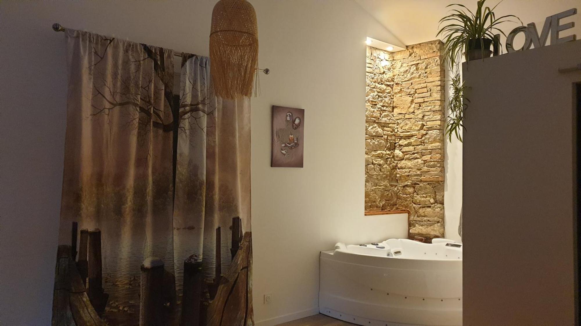 Puygaillard-de-Quercy Love Room- Spa- Escale Amoureuse מראה חיצוני תמונה