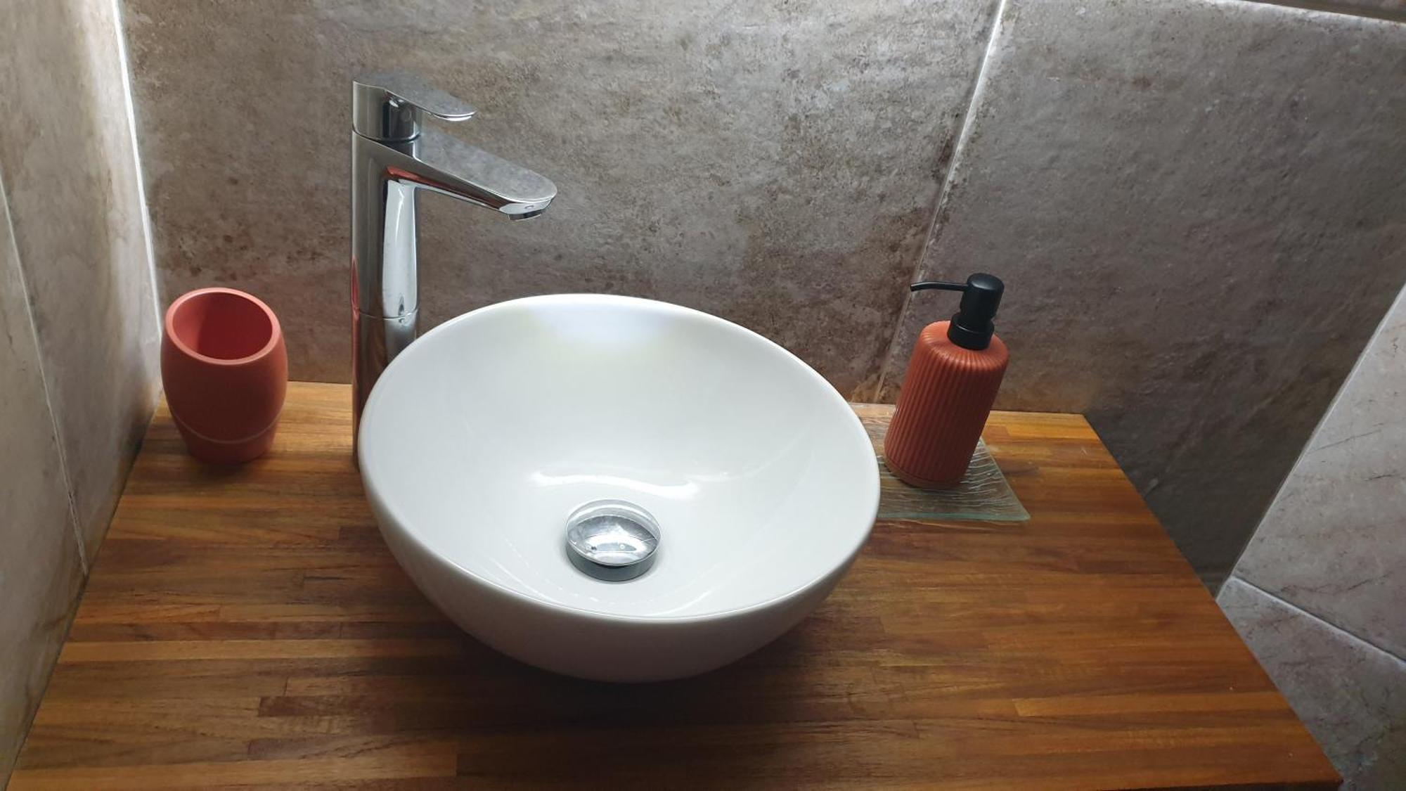 Puygaillard-de-Quercy Love Room- Spa- Escale Amoureuse מראה חיצוני תמונה